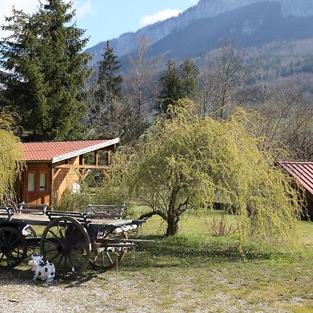Chalet Du Camping La Porte St Martin Saint-Martin-en-Vercors Exteriör bild
